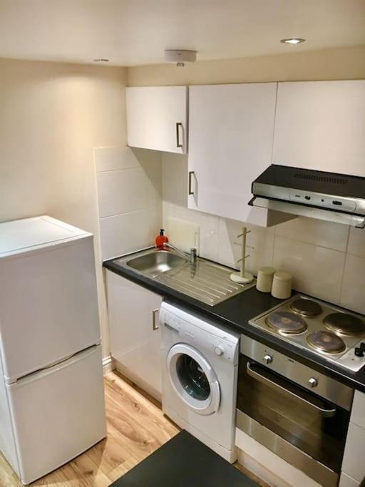 One Bedroom Flat In Central London Eksteriør billede